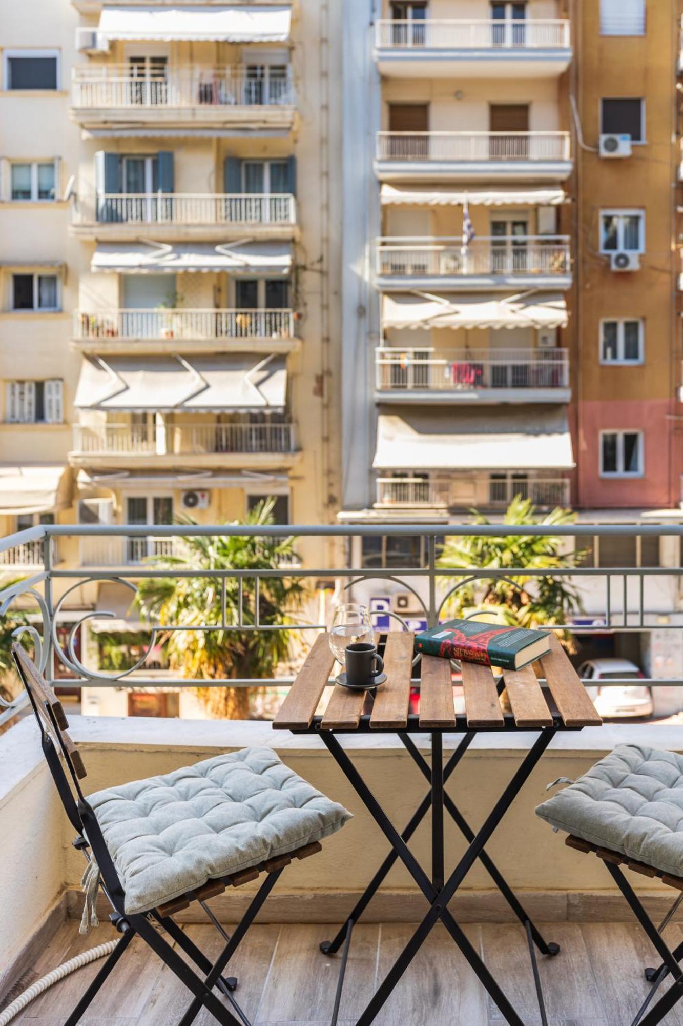 Tropical & Faces By Nest Apartment Salonic Exterior foto